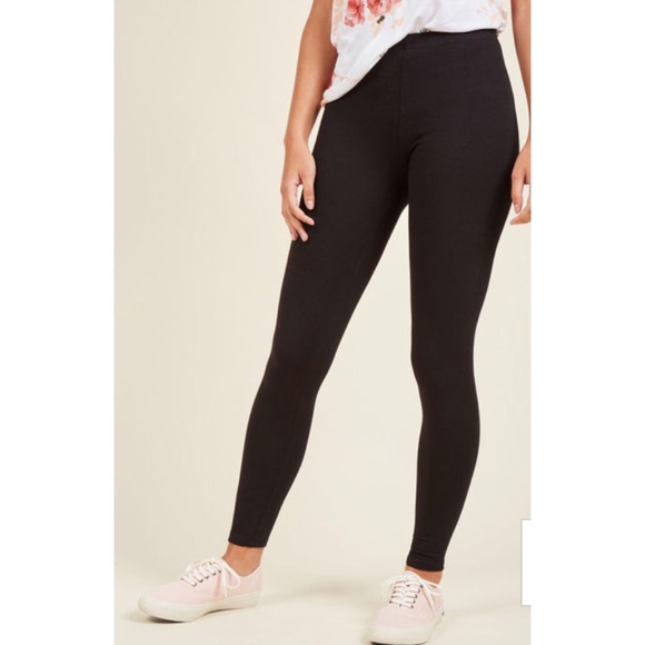 Modcloth Pants - ModCloth Simple and Sleek Leggings in Black